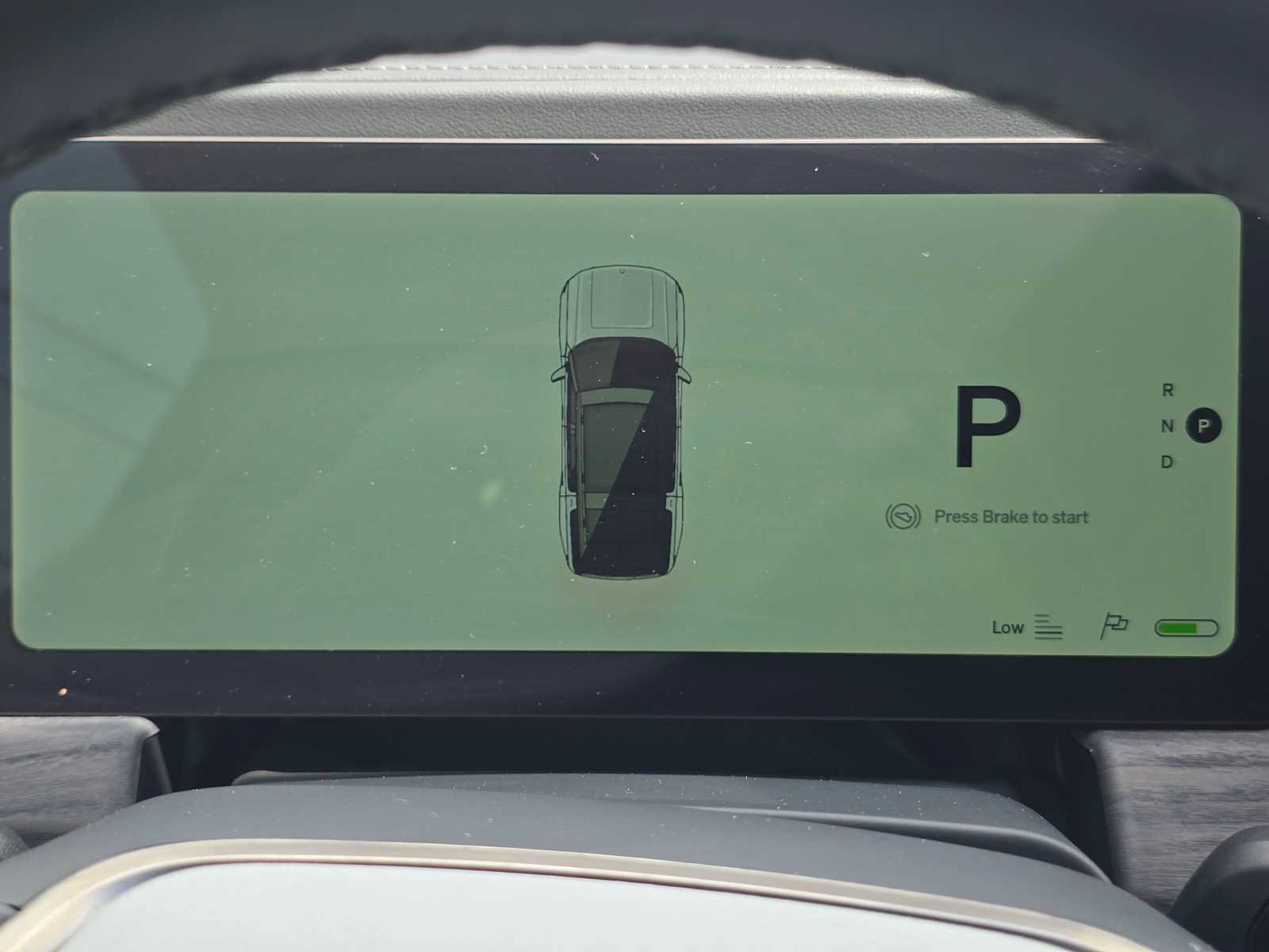 Used 2024 Rivian R1S Adventure AWD/4WD image 26