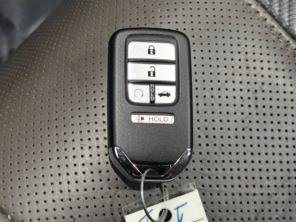Used 2016 Honda Civic Touring image 12