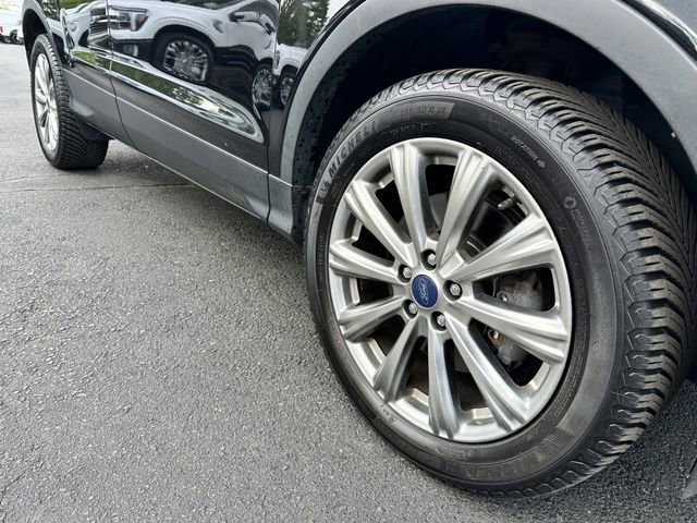 Certified 2018 Ford Escape Titanium image 11