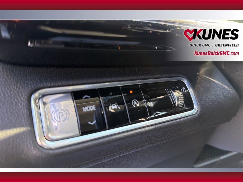 Used 2024 Buick Envision Preferred image 19