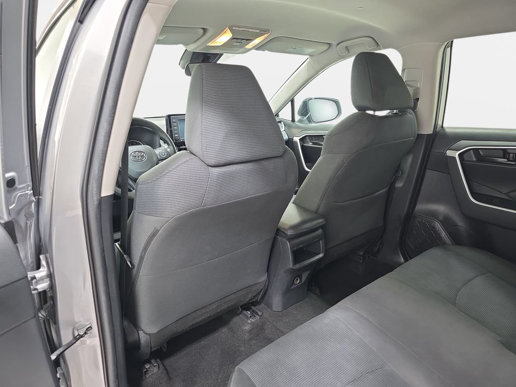 Used 2020 Toyota RAV4 LE w/ All Weather Liner Package AWD/4WD image 12