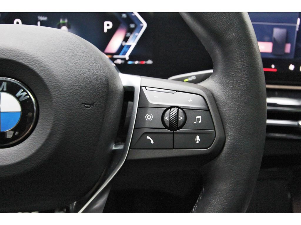 Used 2026 BMW X2 xDrive28i AWD/4WD image 11