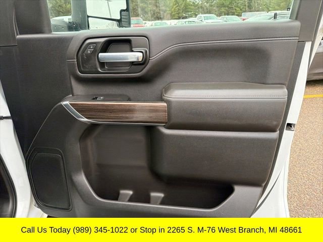 Used 2021 Chevrolet Silverado 2500 LT AWD/4WD image 40