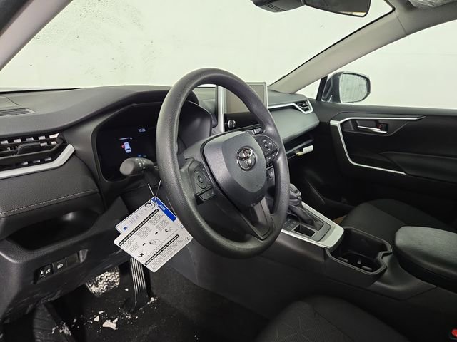 New 2025 Toyota RAV4 XLE image 15