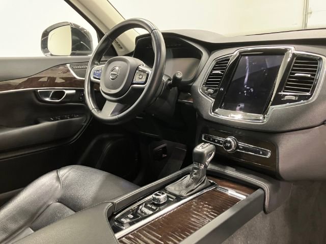 Used 2017 Volvo XC90 T6 Momentum w/ Vision Package AWD/4WD image 22