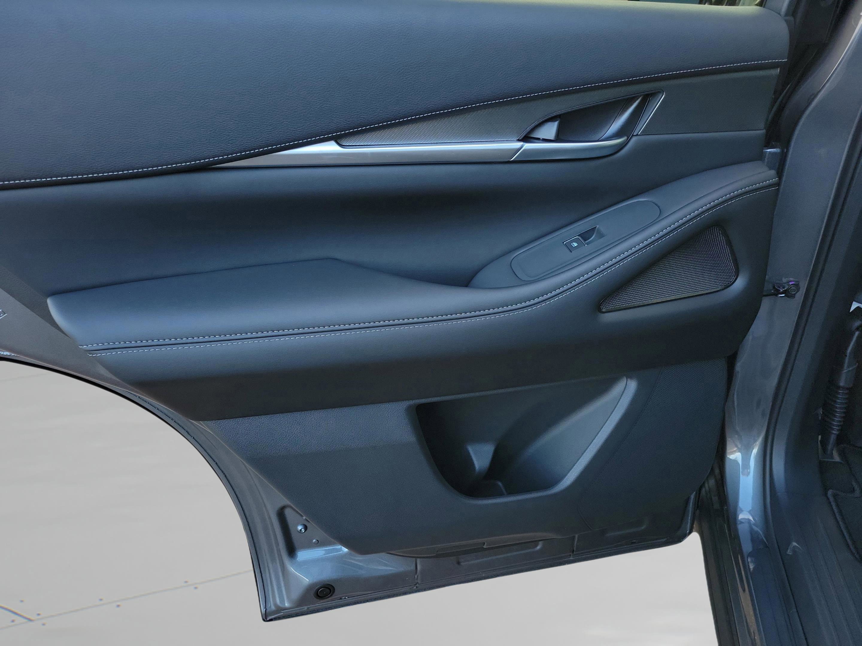 New 2026 INFINITI QX60 Pure w/ Family Package image 29