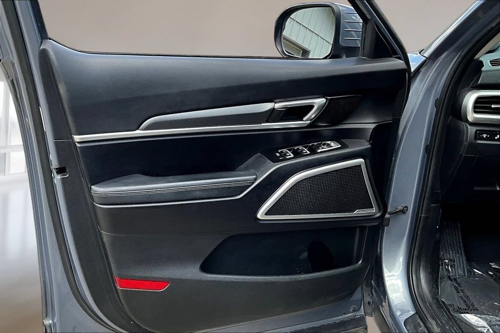 Used 2020 Kia Telluride S FWD image 18