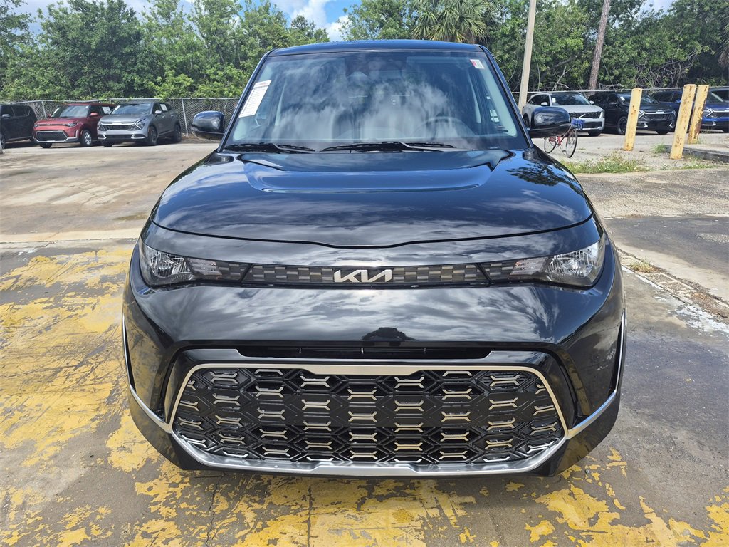 New 2025 Kia Soul GT-Line image 3