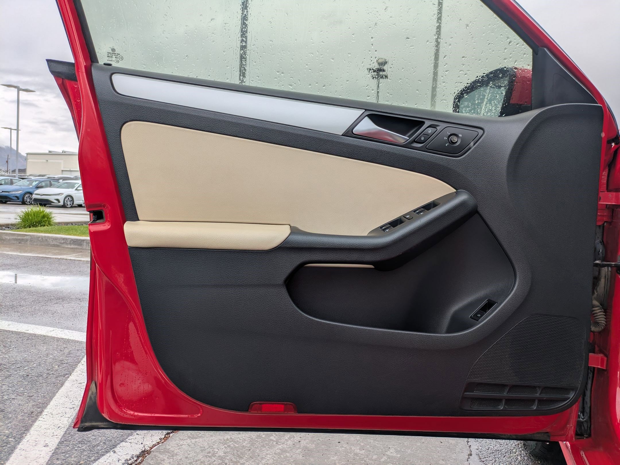 Used 2012 Volkswagen Jetta TDI FWD image 13