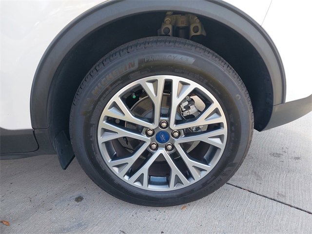 Certified 2022 Ford Escape SEL image 30