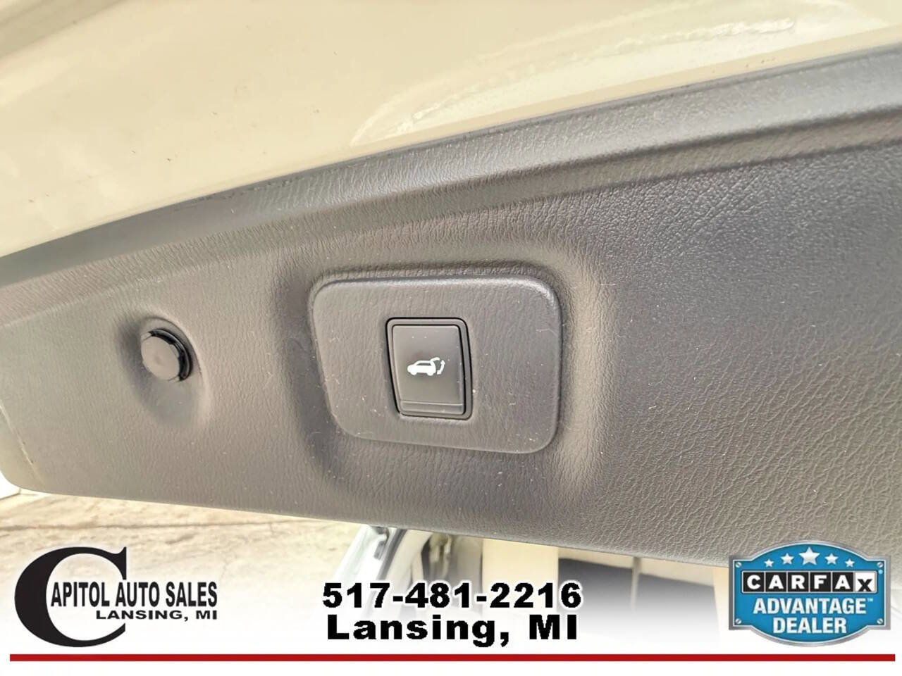 Used 2017 INFINITI QX60 AWD w/ Premium Plus Package image 20