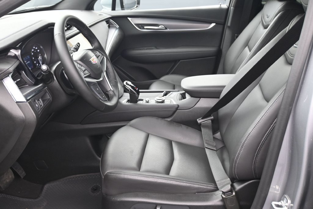 Used 2026 Cadillac XT5 Luxury AWD/4WD image 10