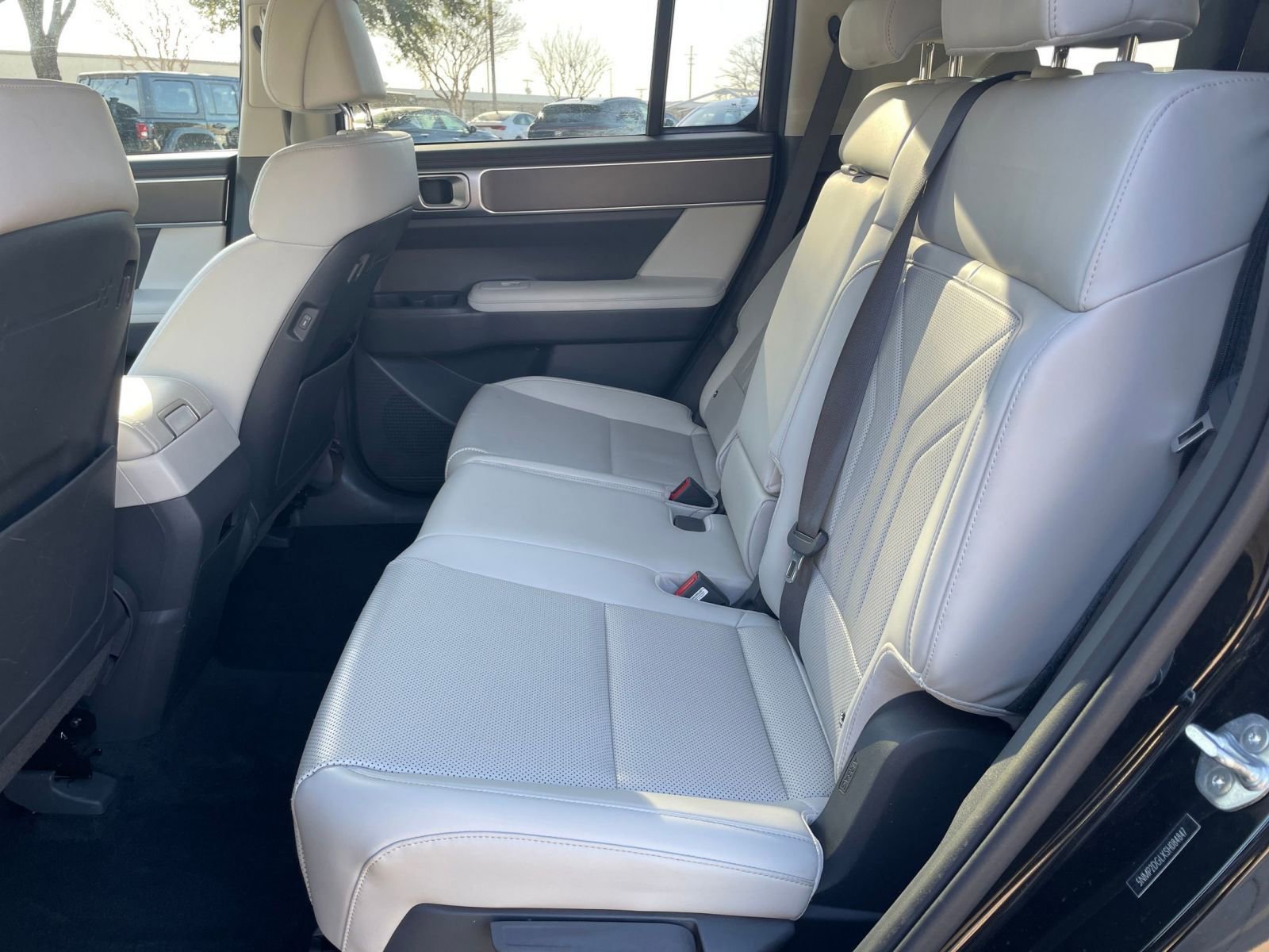 Used 2025 Hyundai Santa Fe SEL image 27