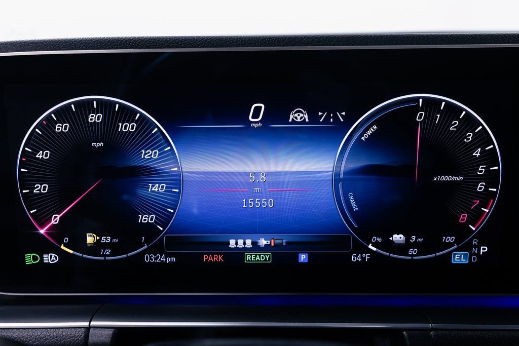 Used 2025 Mercedes-Benz GLE 450e 4MATIC w/ AMG Line Interior image 14