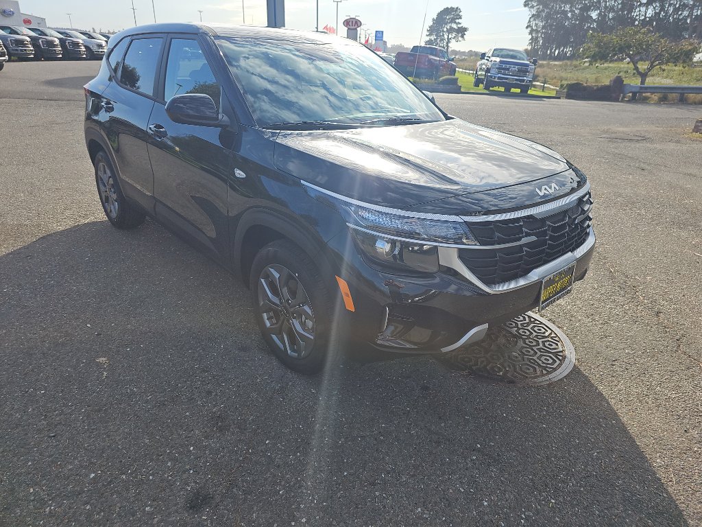 New 2026 Kia Seltos LX image 8