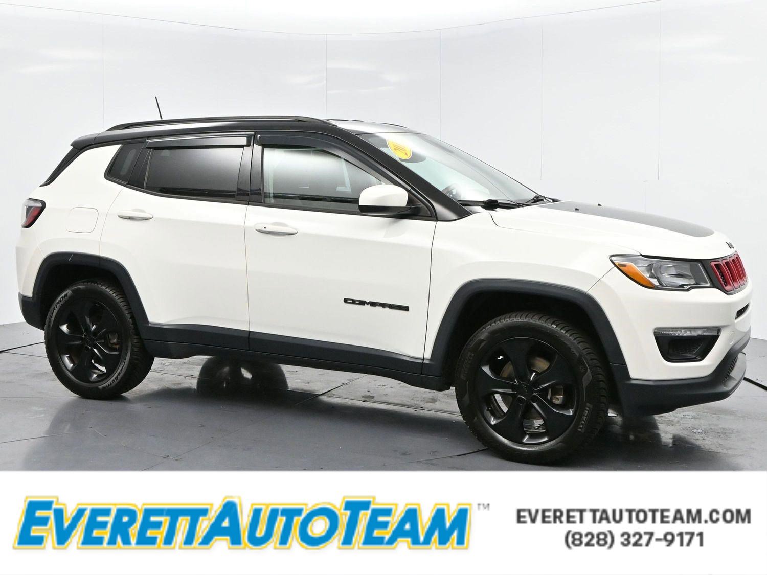Used 2018 Jeep Compass Latitude w/ Popular Equipment Group AWD/4WD image 1