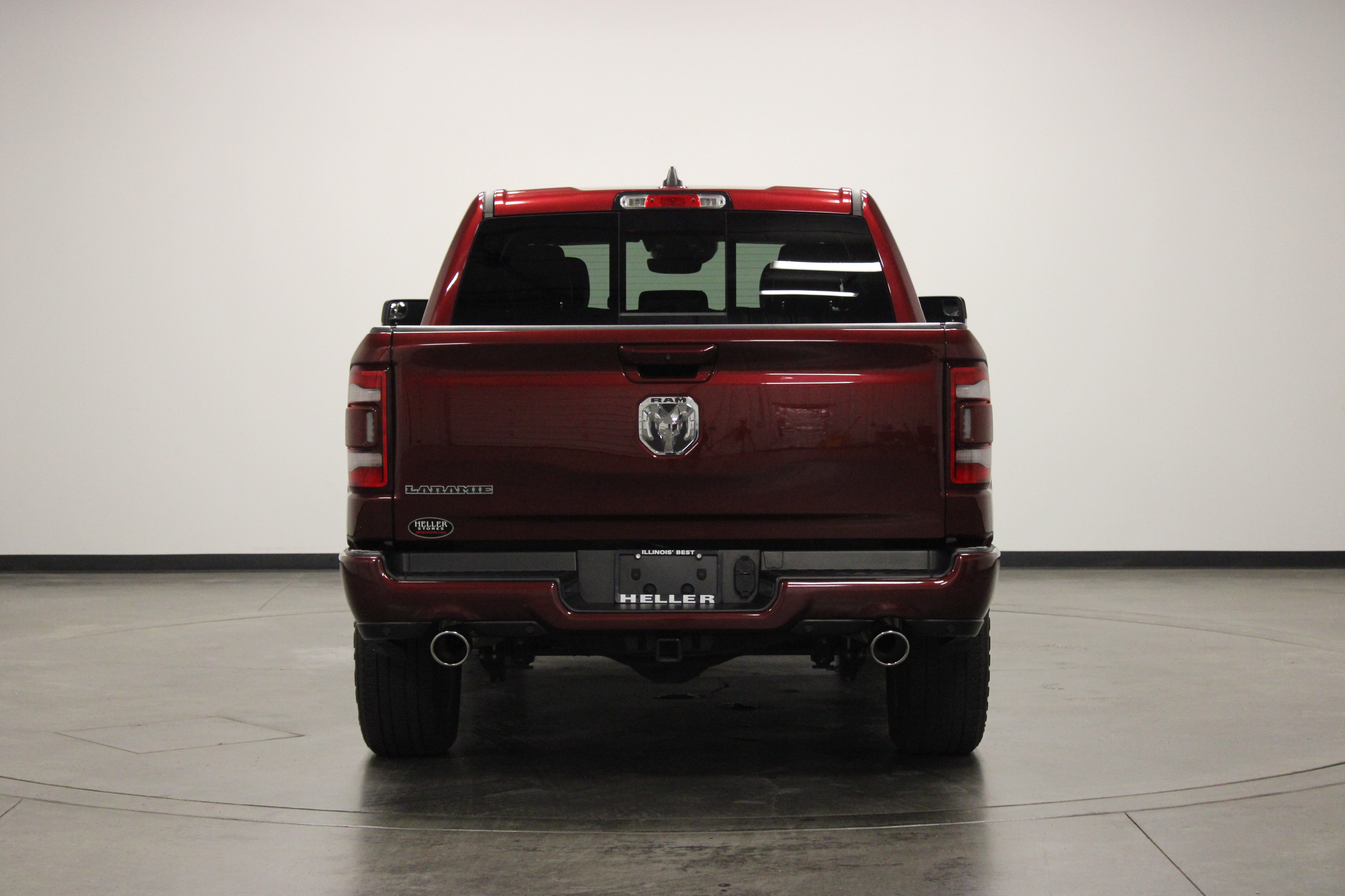 Used 2023 RAM 1500 Laramie RWD image 7