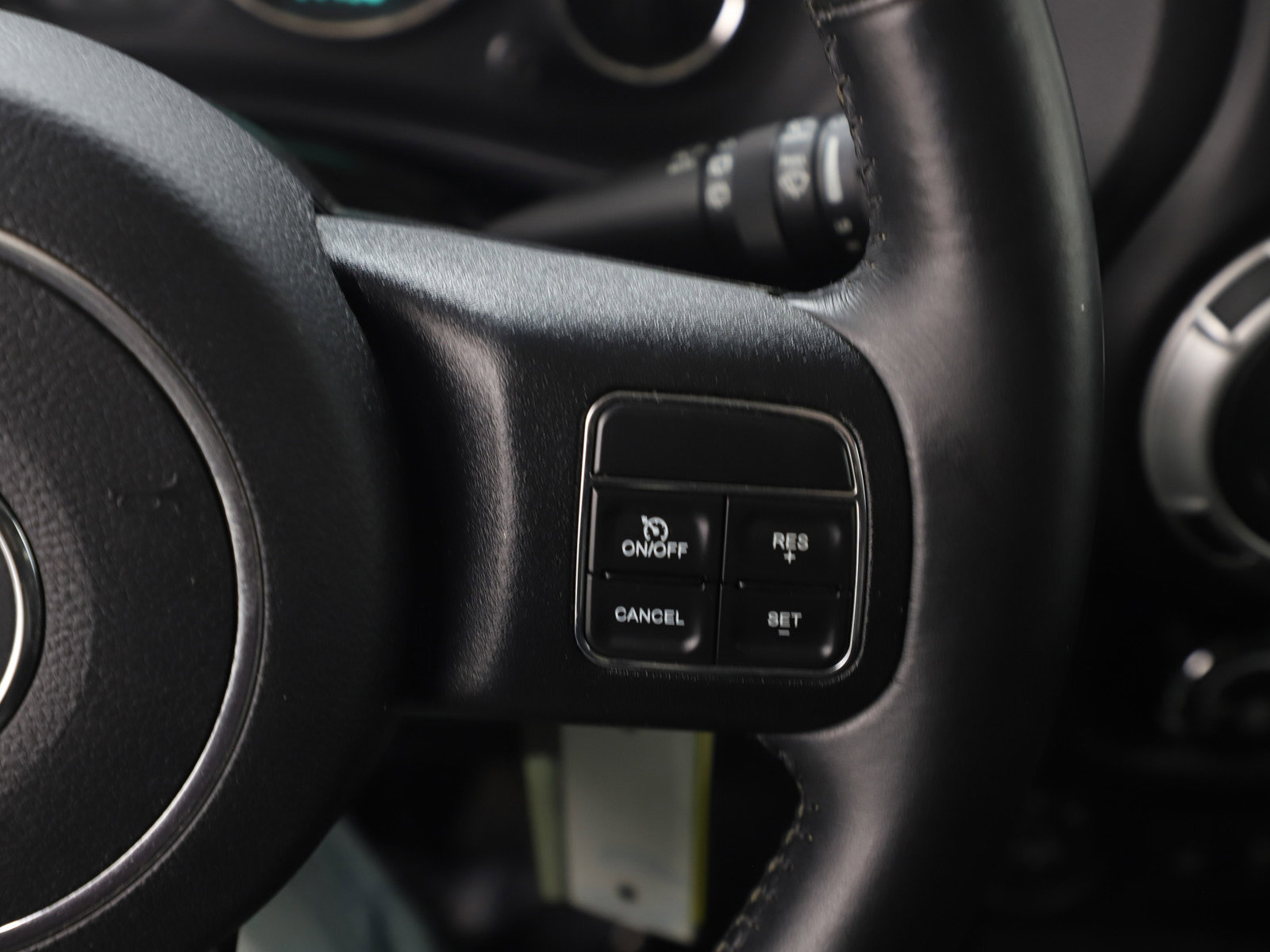 Used 2016 Jeep Wrangler Unlimited Rubicon w/ Dual Top Group image 24