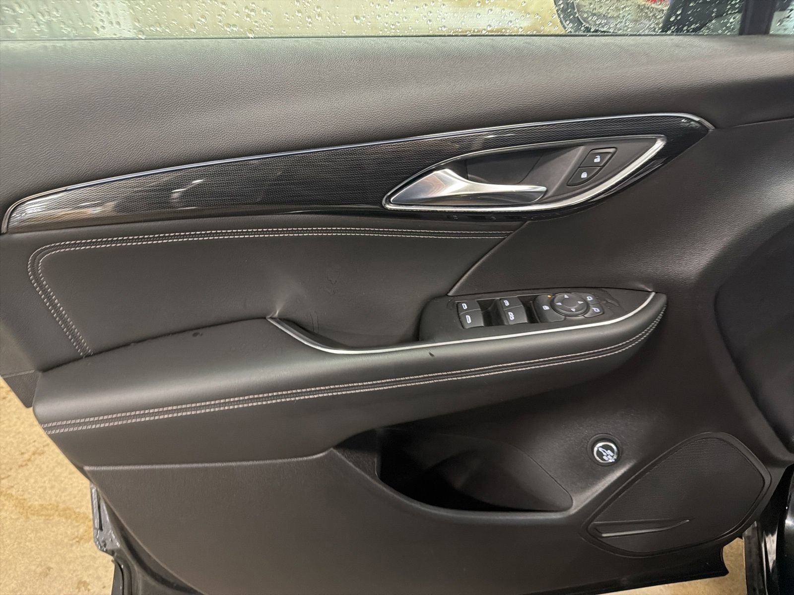 Used 2023 Buick Envision Preferred w/ Sport Touring Package image 7