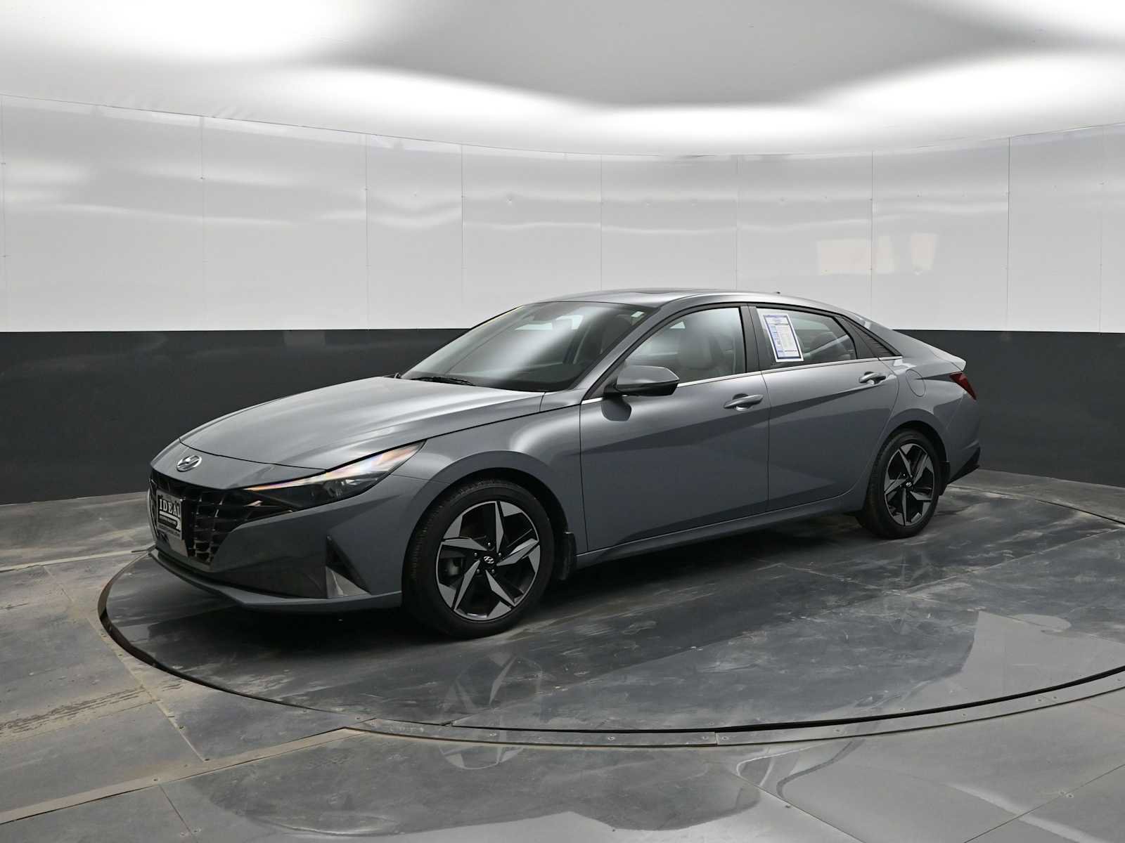 Used 2023 Hyundai Elantra Limited video 1