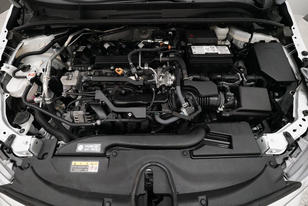Used 2025 Toyota Corolla LE FWD image 3