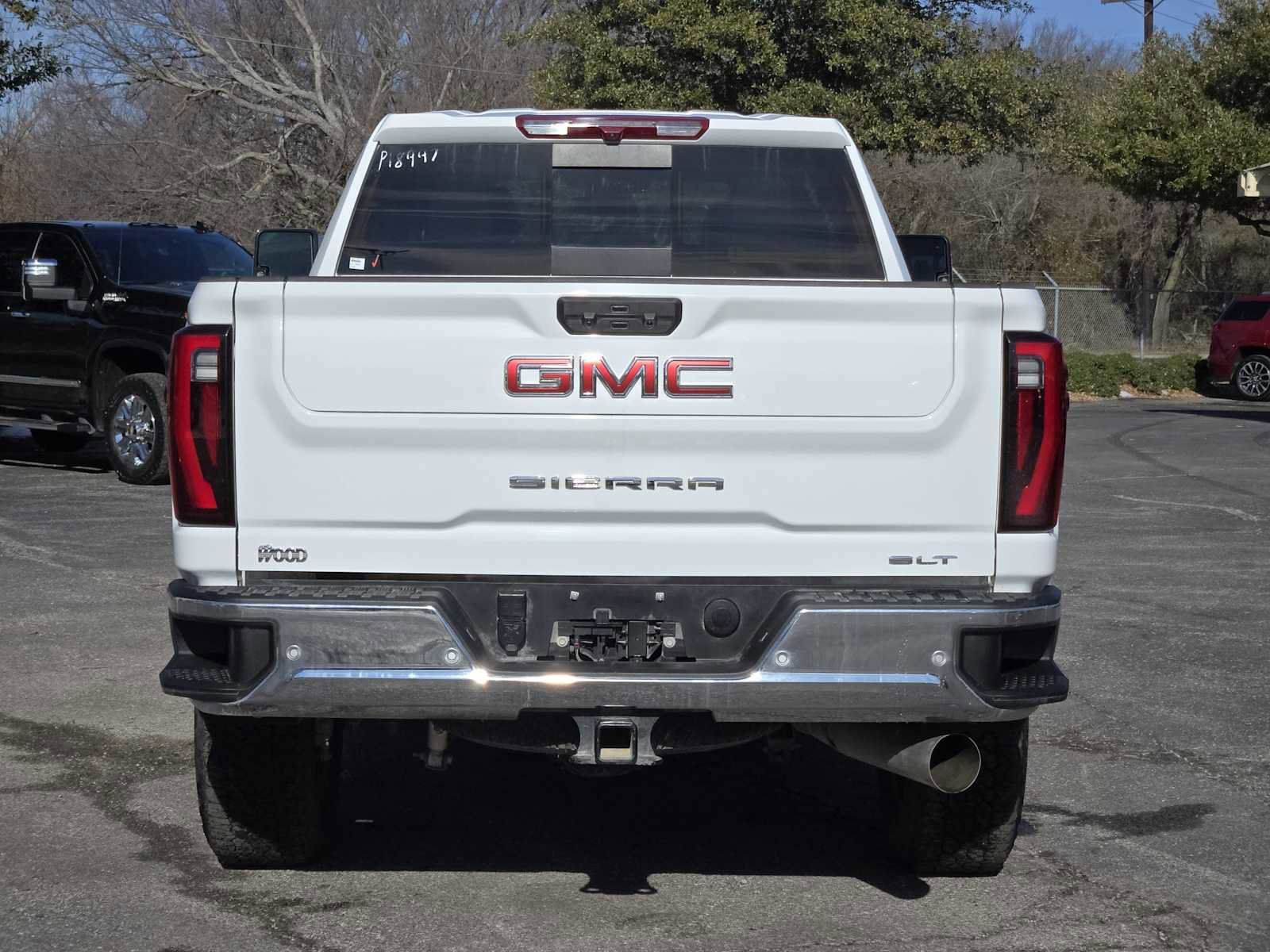 Certified 2025 GMC Sierra 2500 SLT w/ SLT Convenience Package image 4