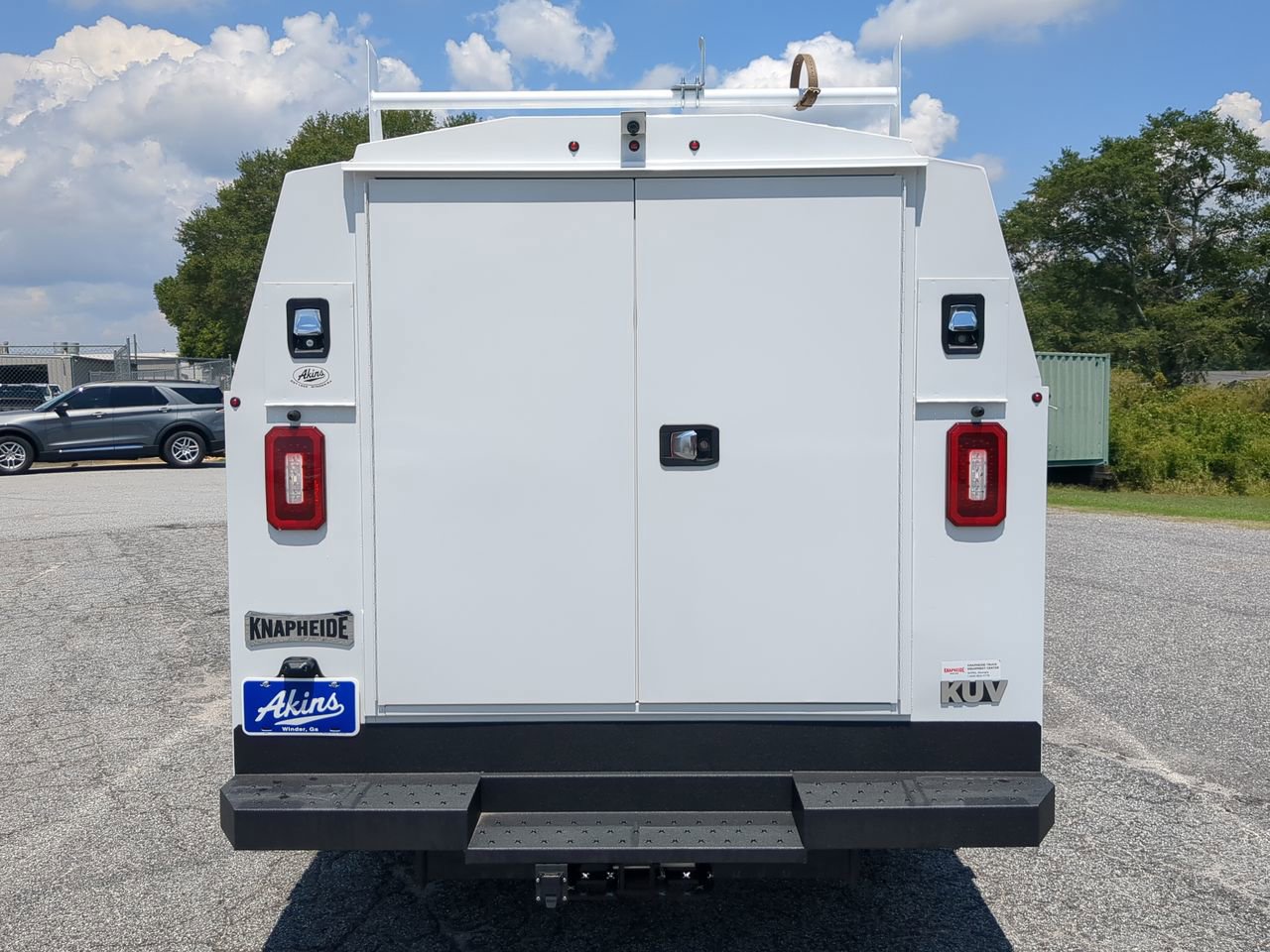 New 2026 Ford E-350 and Econoline 350 Super Duty w/ Power Equipment Group image 4
