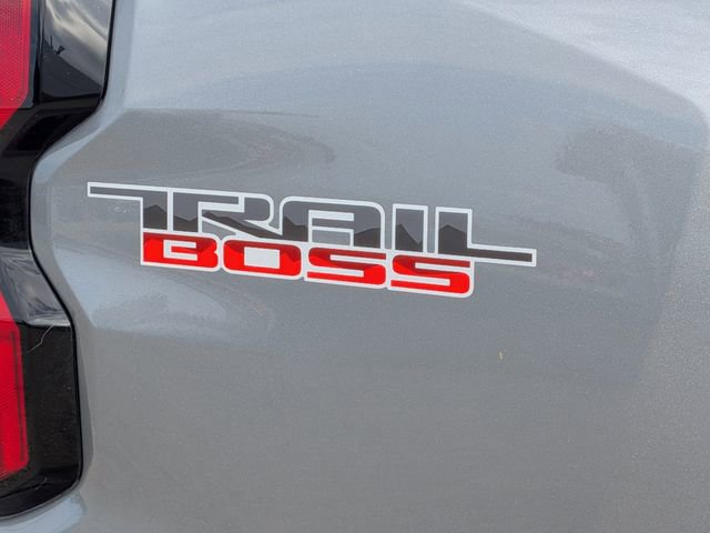 Used 2023 Chevrolet Colorado Trail Boss w/ Advanced Trailering Package AWD/4WD image 12