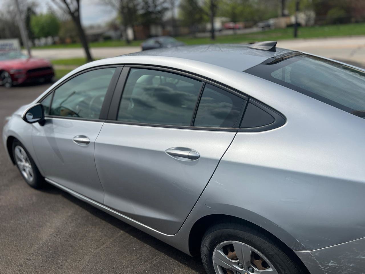 Used 2017 Chevrolet Cruze LS FWD image 14