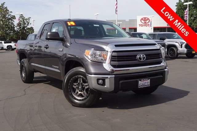 Used 2014 Toyota Tundra SR5 w/ SR5 Upgrade Package image 2