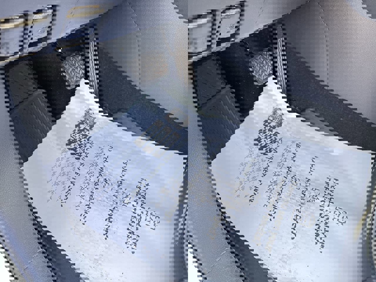 Used 2019 Toyota RAV4 Limited image 17