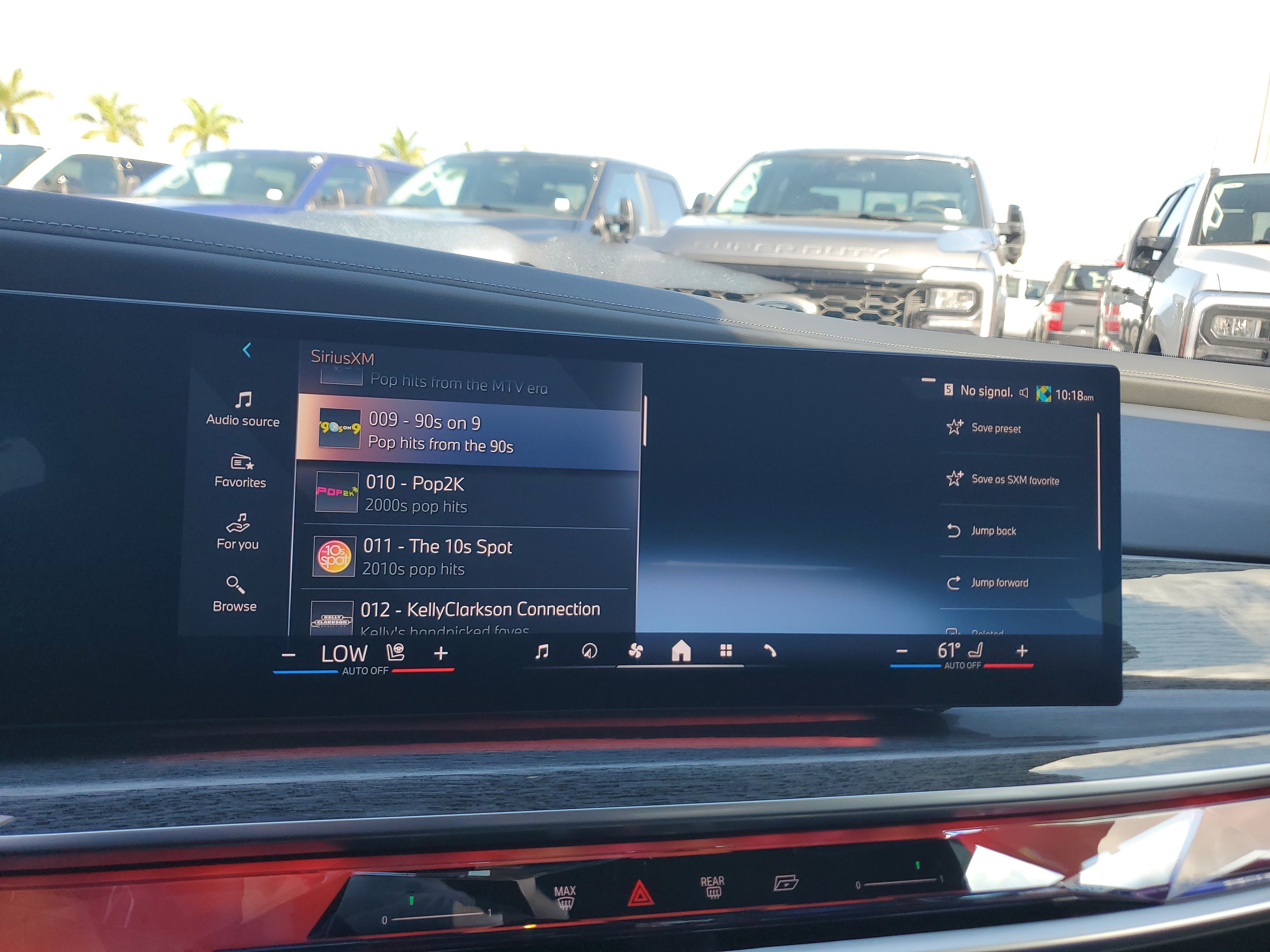 Used 2024 BMW 740i image 29