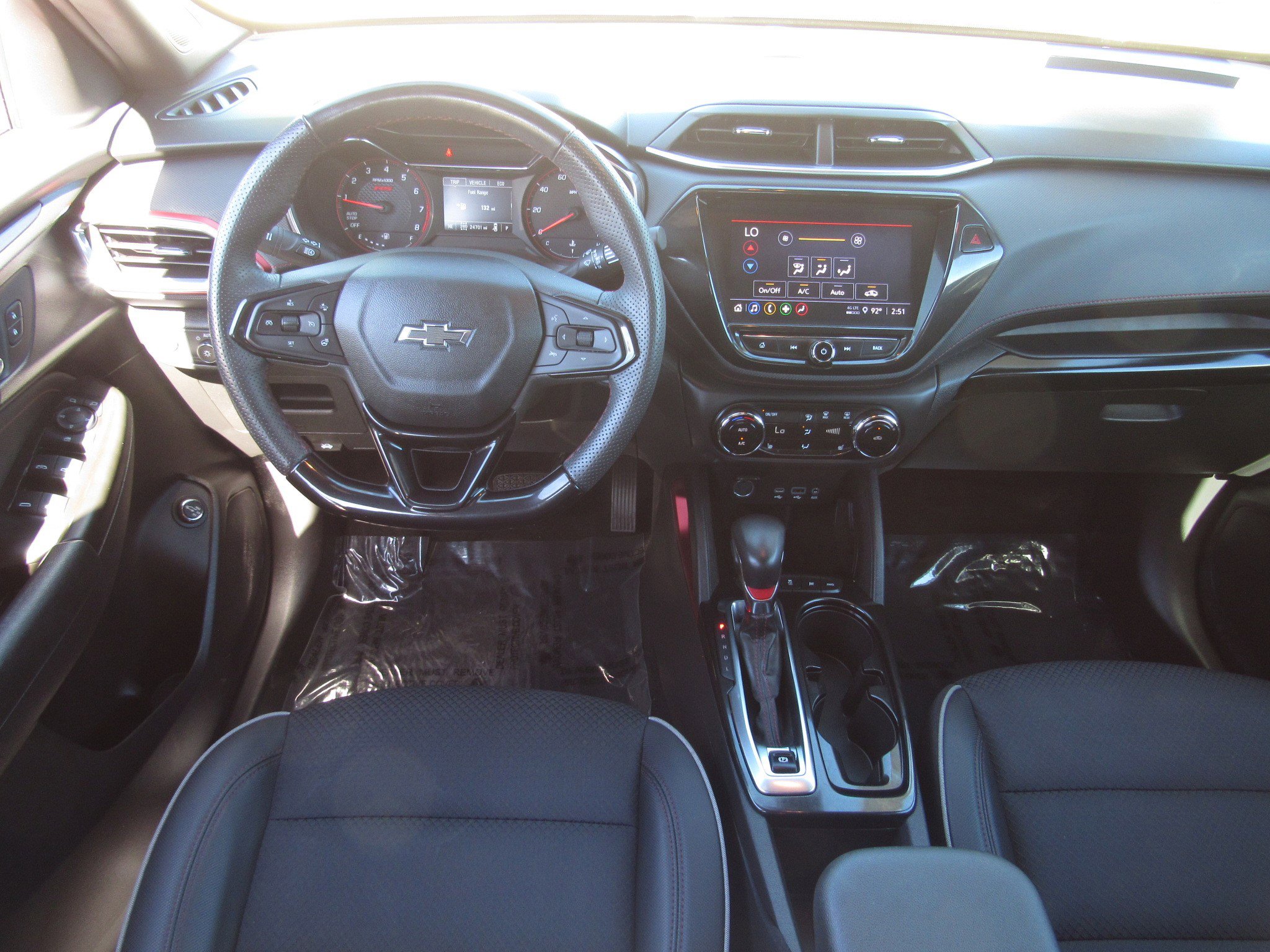 Used 2023 Chevrolet TrailBlazer RS w/ Sun and Liftgate Package image 18