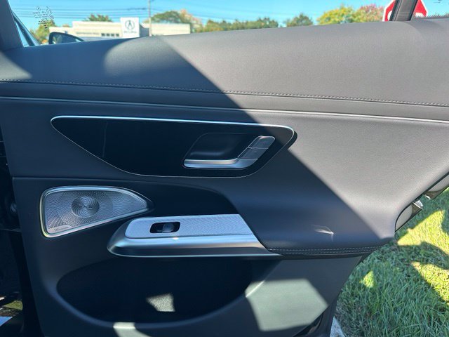 New 2027 Mercedes-Benz E 350 4MATIC Sedan image 20