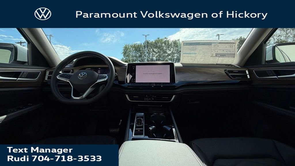 New 2026 Volkswagen Atlas SE image 30