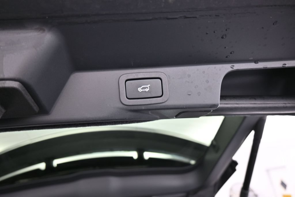 Used 2020 Land Rover Range Rover Sport SE AWD/4WD image 44