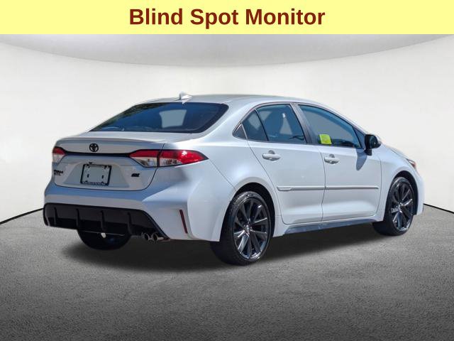 Used 2024 Toyota Corolla SE w/ SE Premium Package FWD image 5