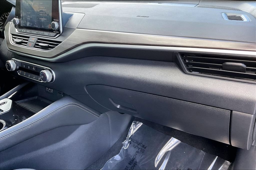 Used 2023 Nissan Altima 2.5 SV AWD/4WD image 17