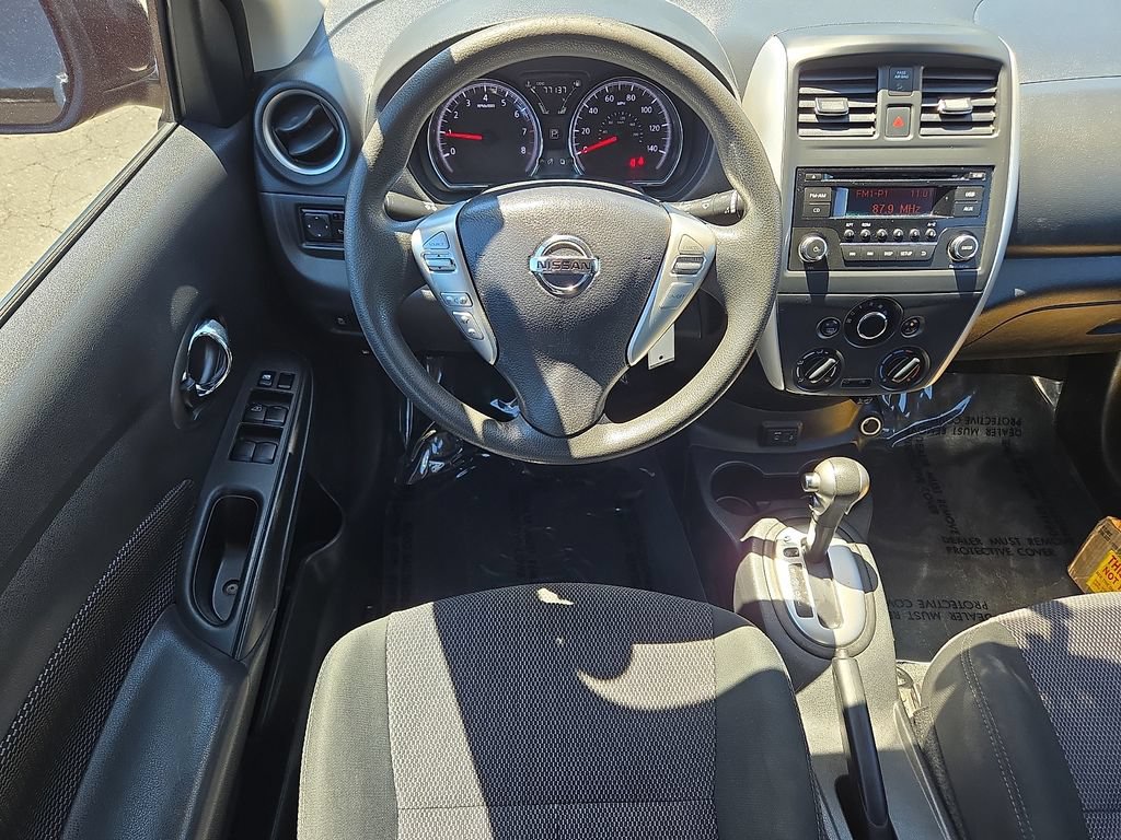 Used 2018 Nissan Versa SV FWD image 17
