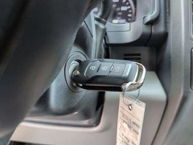 Used 2019 Ford F550 4x4 Regular Cab Super Duty image 18