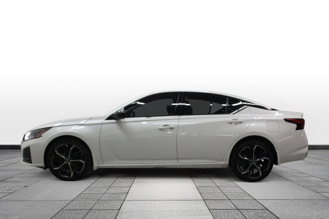 Used 2023 Nissan Altima 2.5 SR image 4