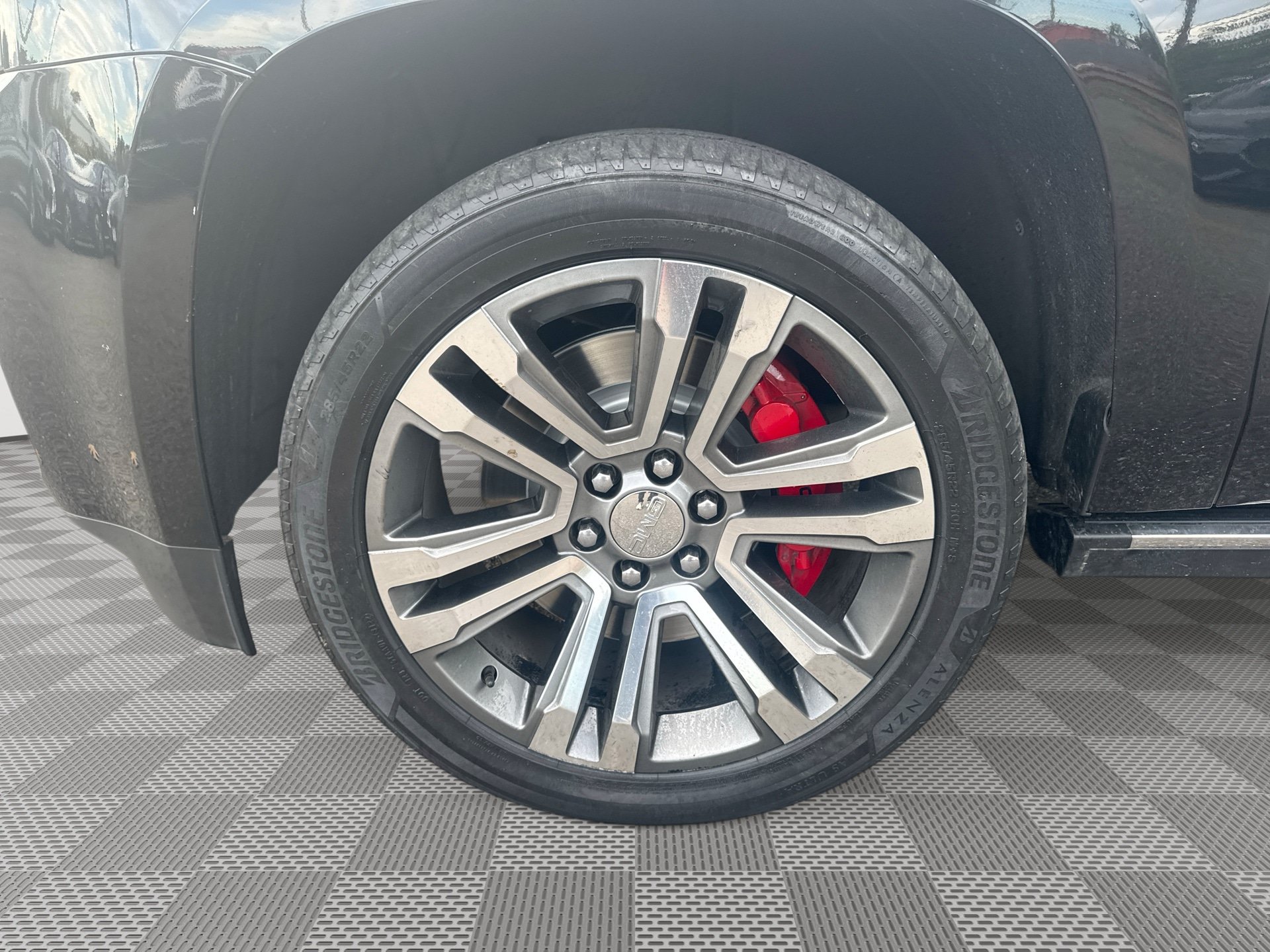 Used 2018 GMC Yukon Denali w/ Denali Ultimate Package AWD/4WD image 19