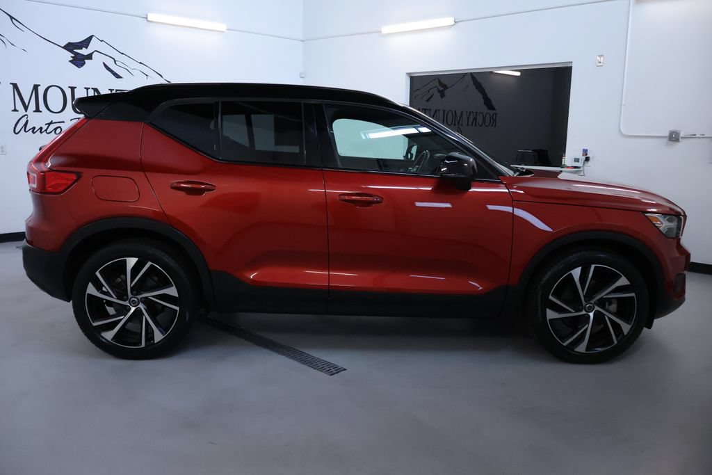 Used 2020 Volvo XC40 T5 R-Design AWD/4WD image 8