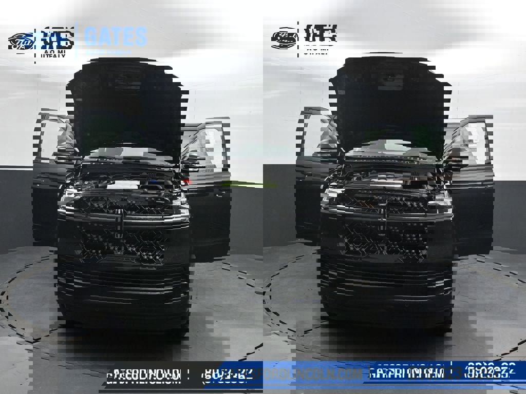 New 2026 Lincoln Navigator L Reserve w/ Jet Appearance Package image 55