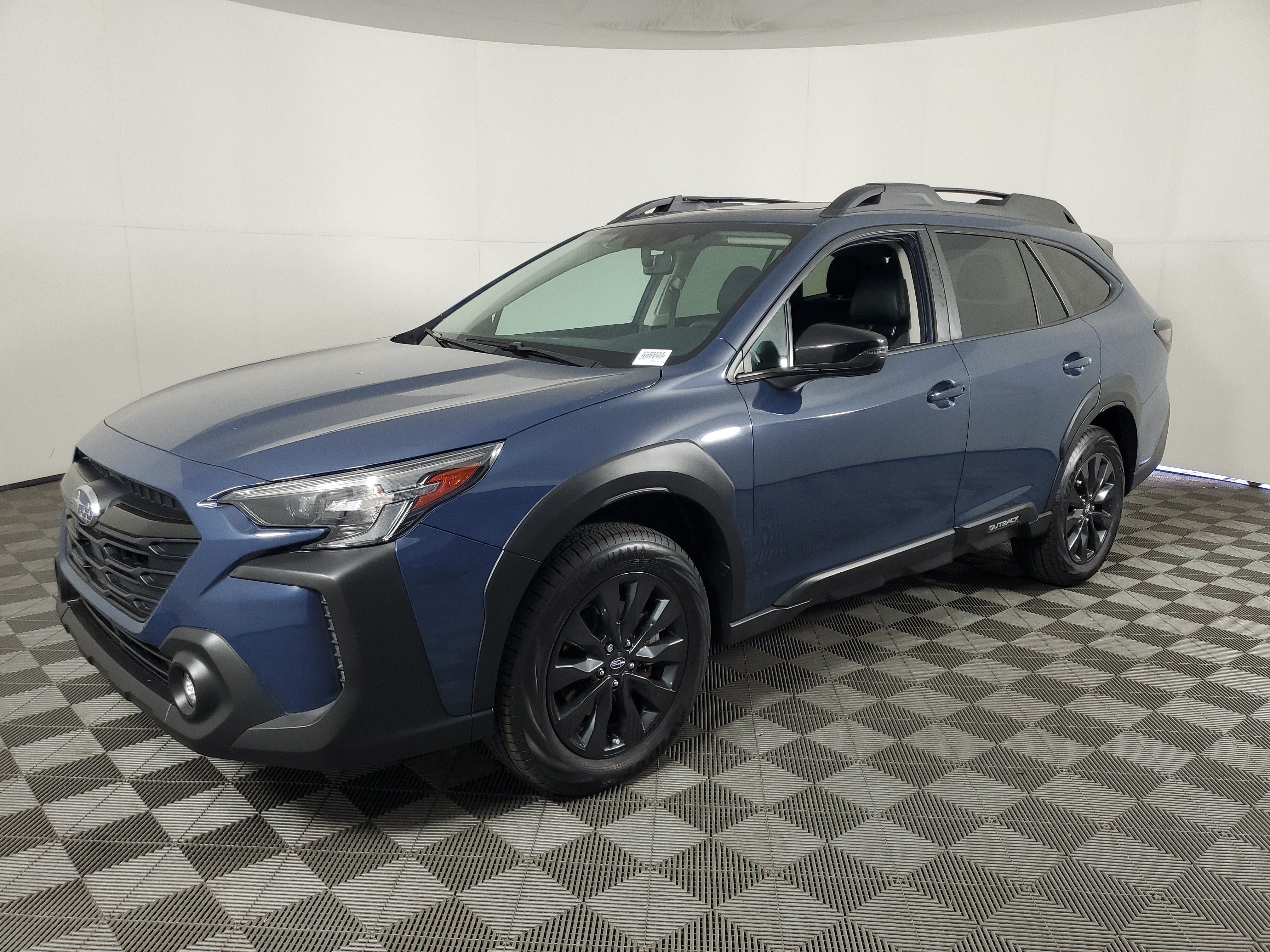 Used 2024 Subaru Outback Onyx Edition AWD/4WD image 8