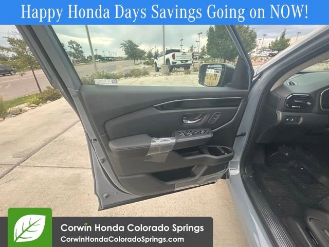 New 2025 Honda Pilot Touring image 15