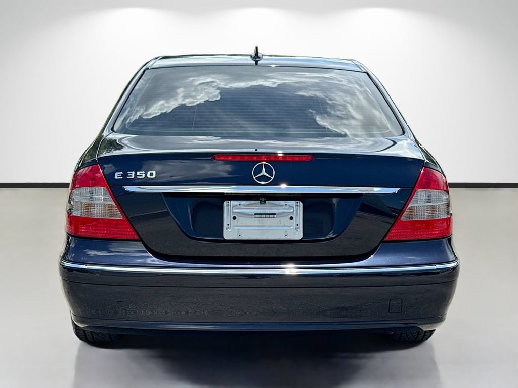 Used 2009 Mercedes-Benz E 350 Sedan image 4