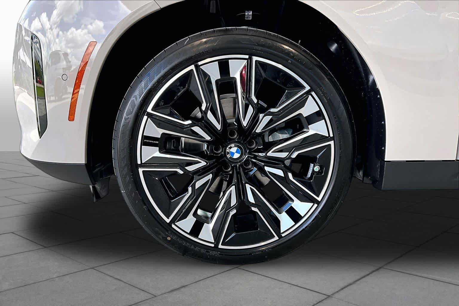 New 2026 BMW X3 xDrive30i w/ Premium Package AWD/4WD image 11