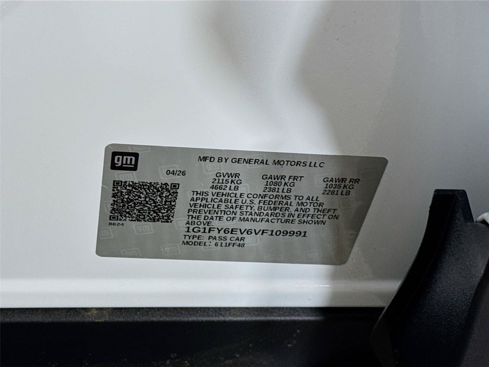 New 2027 Chevrolet Bolt LT FWD image 23