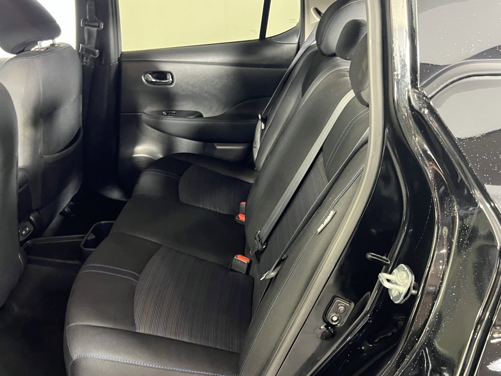 Used 2023 Nissan Leaf S image 23